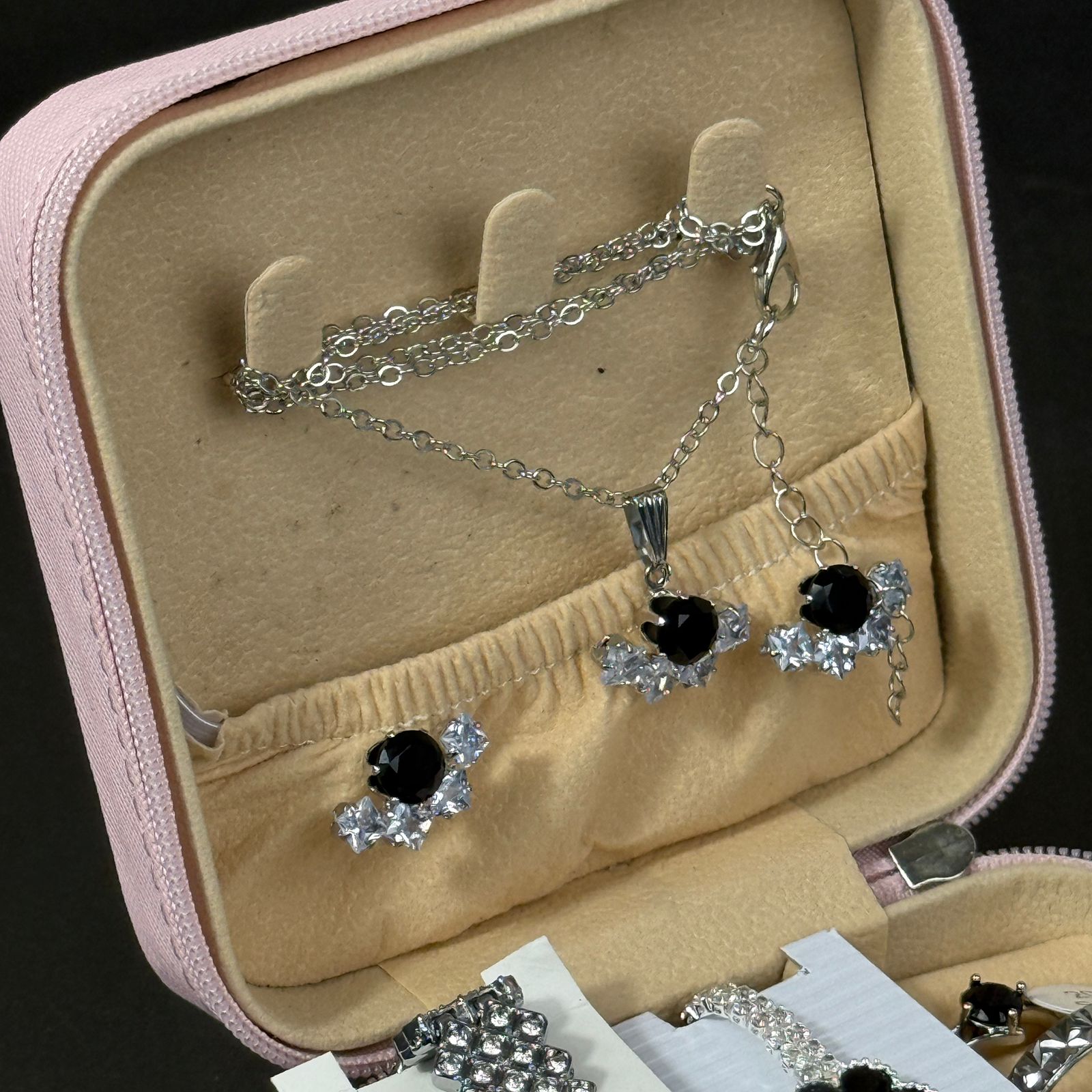 Women’s Silver Watch & Jewelry Set – Pink Box with Black Clover Design