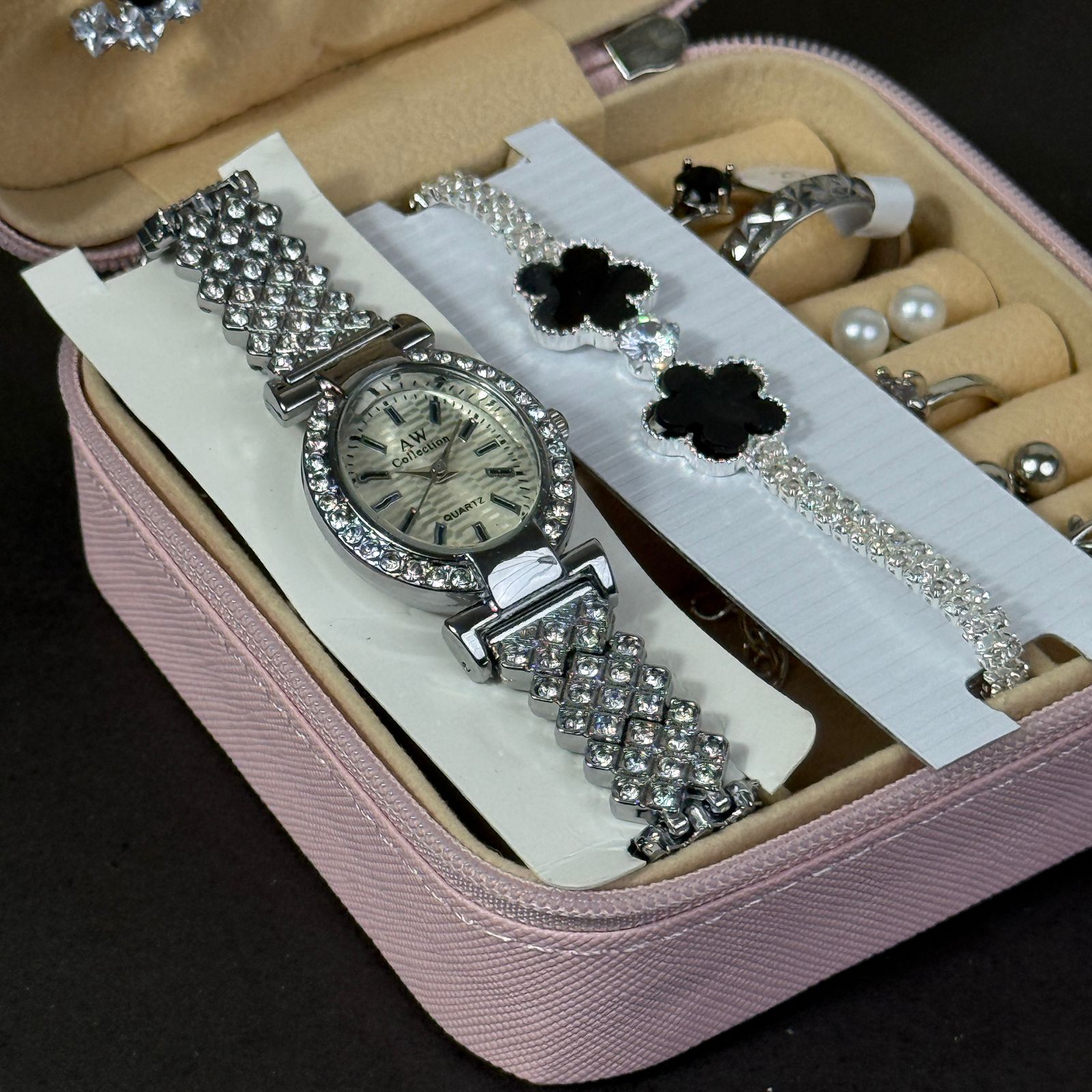 Women’s Silver Watch & Jewelry Set – Pink Box with Black Clover Design