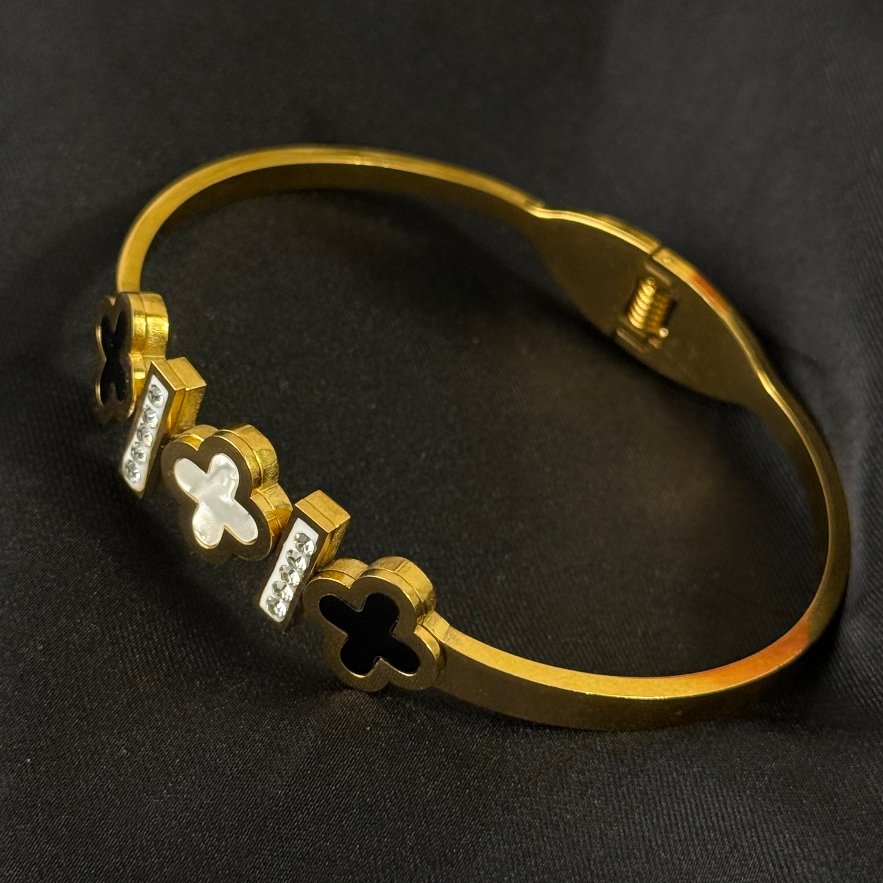 Gold-Plated Luxury Clover Charm Bracelet